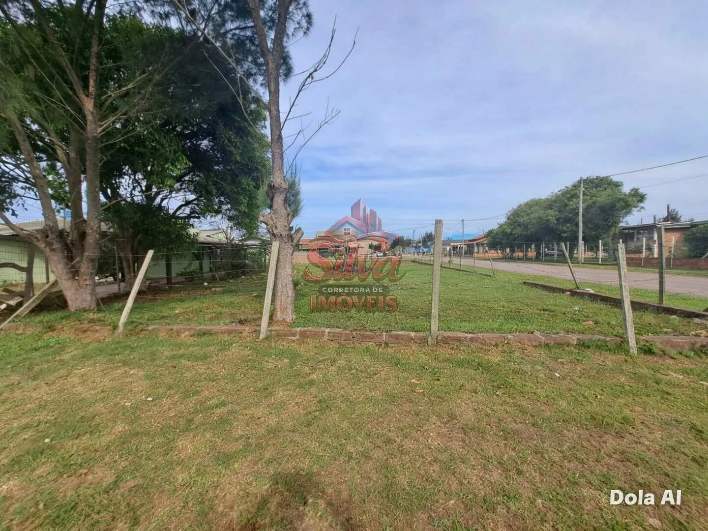 Imagem T695 | Terreno de Esquina a 700 Metros do Mar no Harmonia