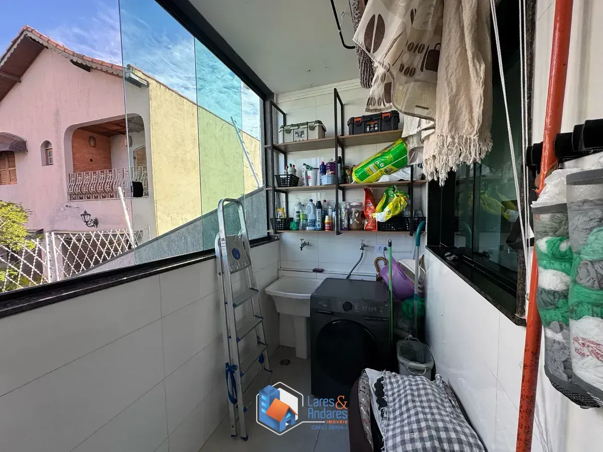 Imagem Sobrado para venda em Penha de França com 3 quartos, sendo 1 suíte, 15,715m²