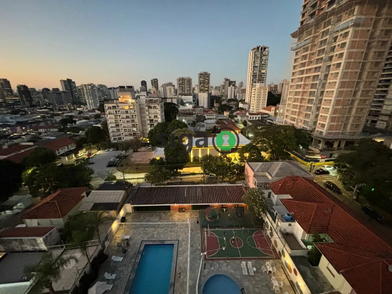 Foto do imóvel Apartamento 3 quartos Rua Alexandre Dumas. Próximo aos comércios
