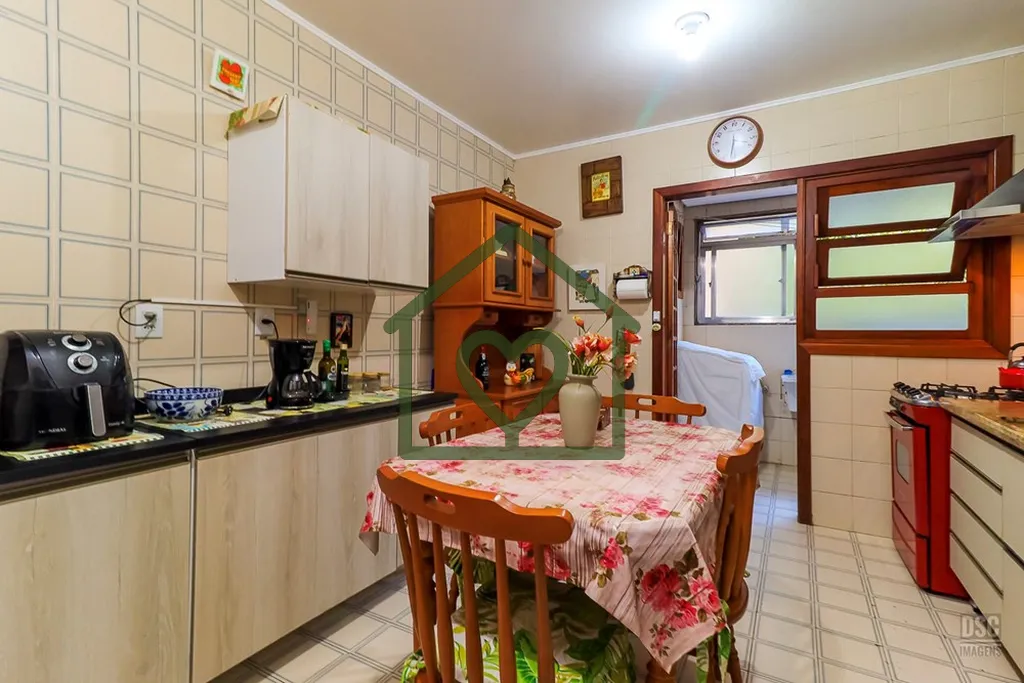 Imagem Excelente apartamento Chácara das Pedras, espaçoso 135m² de area privativa, amplo living com saca...