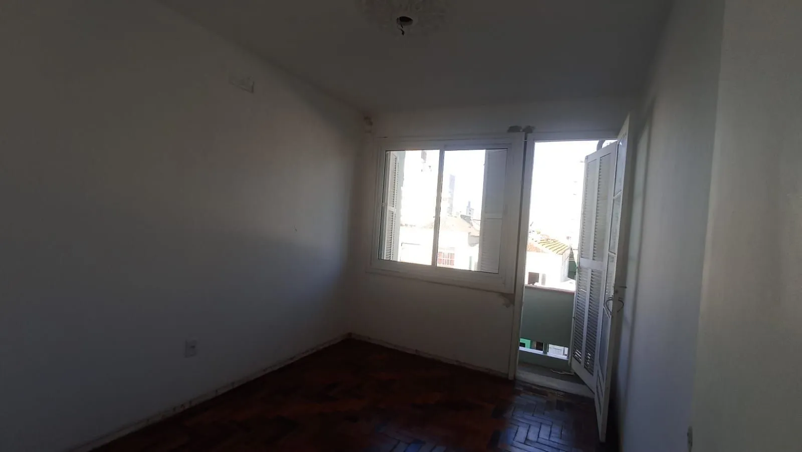 Imagem APARTAMENTO - 2 DORMS - 50,69 m² - MENINO DEUS