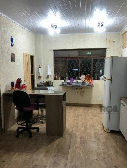 Imagem Casa para Venda - 200m², 5 dormitórios, sendo 1 suites, 4 vagas - Glória