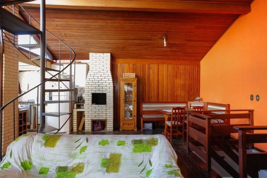 Imagem Cobertura 2 Quartos com Terraço, Lareira e Vaga no Centro Histórico - 93m² - Centro Histórico