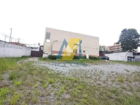 Imagem Área ampla em avenida estratégica pronta para grandes operações
