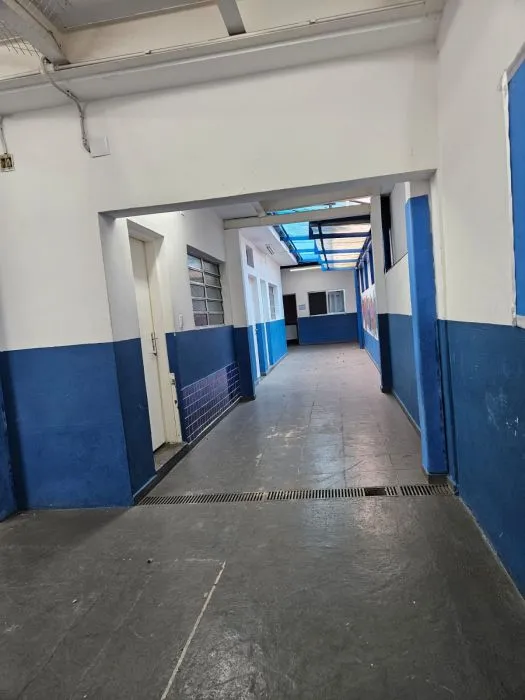 Imagem Prédio comercial na Penha de França.