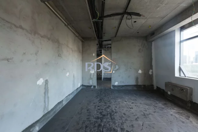 Imagem Apartamento no contrapiso a venda de 575m² com 4 suítes e 6 vagas no Itaim
