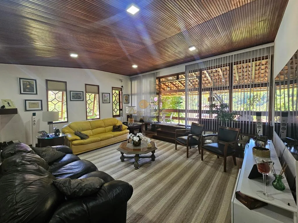 Imagem Casa em Condomínio para Venda em Teresópolis / RJ no bairro Parque do Imbui