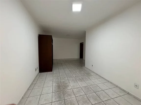 Imagem Apartamento à Venda em Guilhermina, Praia Grande - SP
