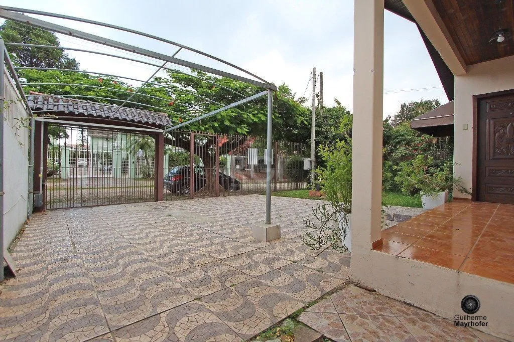 Imagem Casa para Venda - 177.58m², 3 dormitórios, sendo 1 suites, 4 vagas - Guarujá