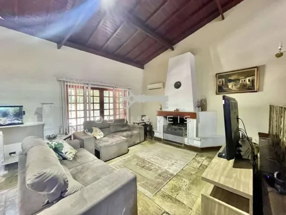 Imagem Fazendinha Granja Viana - 4d /1suíte TÉRREA! Espaço gourmet e piscina!