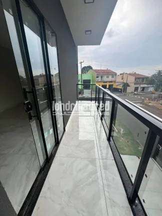 Imagem Sobrado com 3 quartos (1 suíte), 120m² de construção, acabamento moderno e excelente localização na região sul de Londrina
