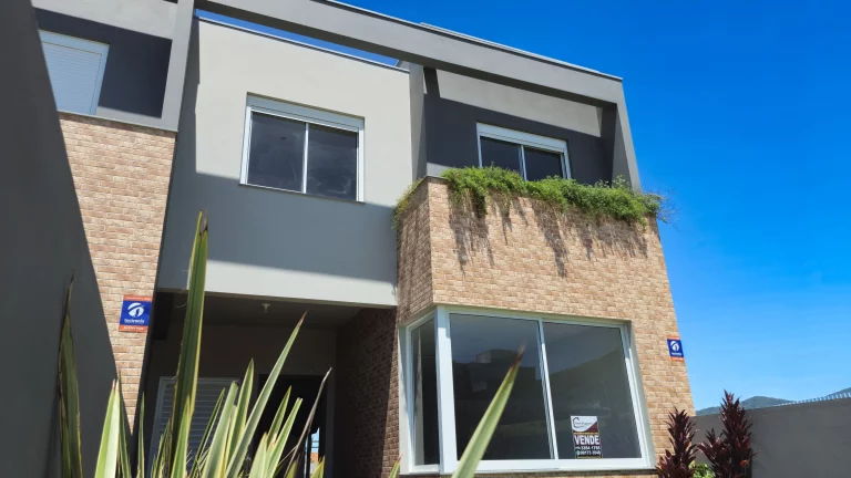Imagem Imóvel de Luxo: Casa 3 Quartos com 146m² no Bairro Ferraz, Garopaba-SC. Veja Agora!