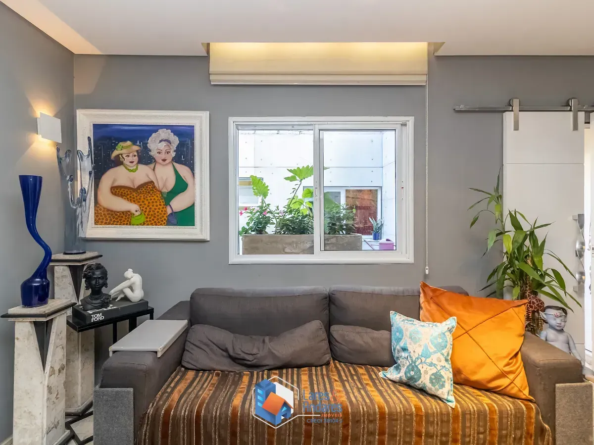 Imagem Casa de vila para venda em Vila Nova Conceição com 3 quartos, sendo 3 suítes, 200m²