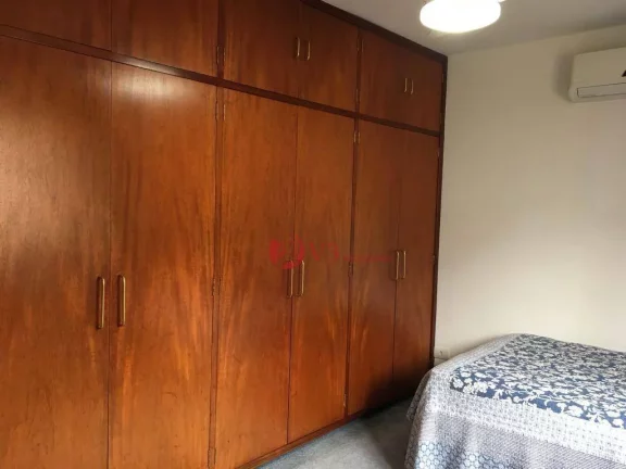 Imagem Sobrado com 157 metros quadrados com Sala, Cozinha, 3 dormitórios, 1 suite, 2 B|anheiros, 1 Lavabo e 2 Vagas cobertas