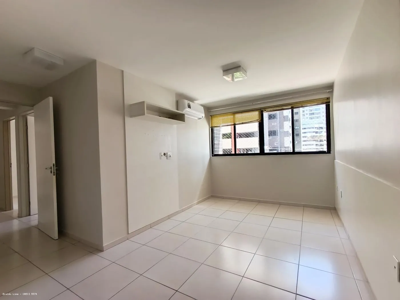 Imagem Apartamento para Venda em Maceió, Jatiúca, 3 dormitórios, 1 suíte, 3 banheiros, 2 vagas