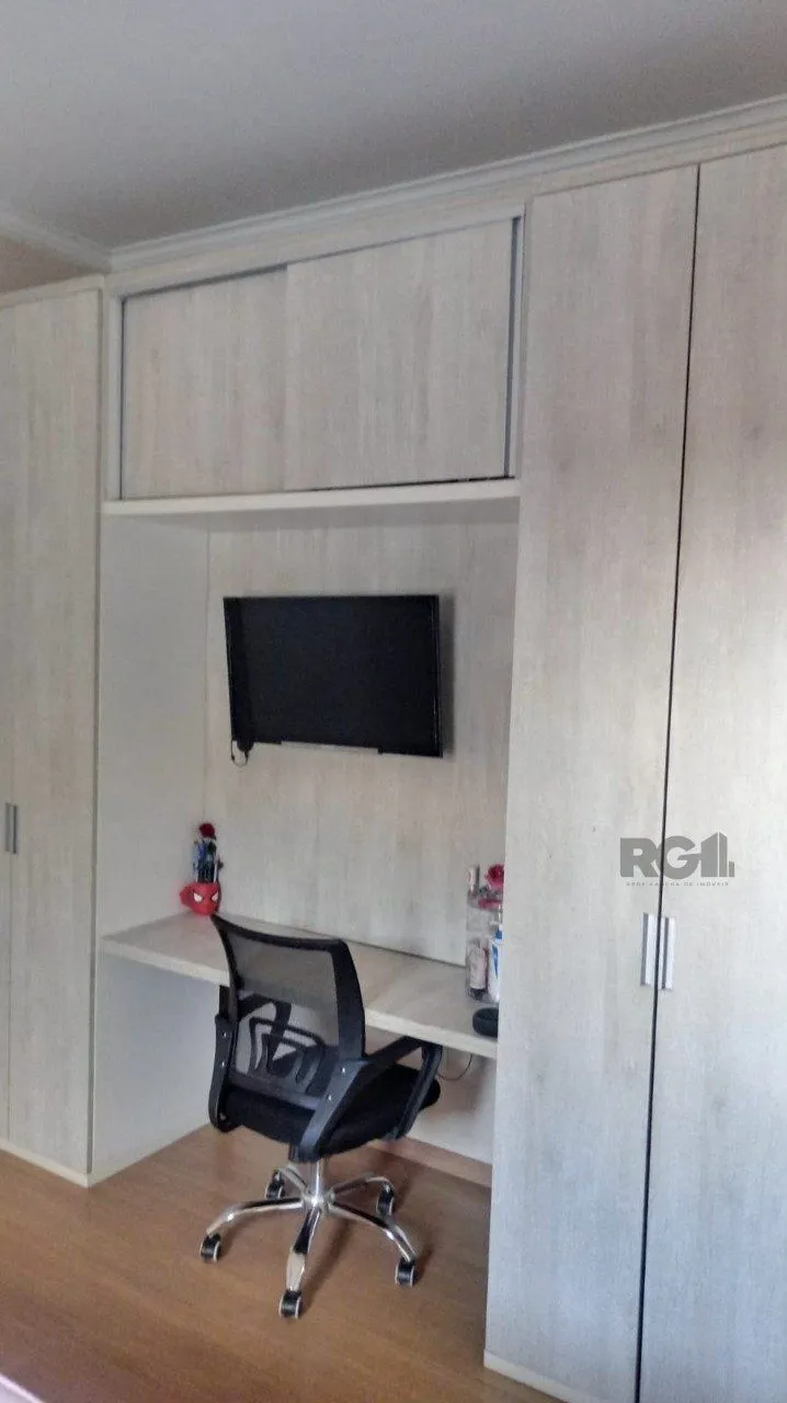 Imagem Casa sobrado semi mobiliado, 3 dormitórios, 1 suíte master, vagas de garagem, Bairro Parque da matriz