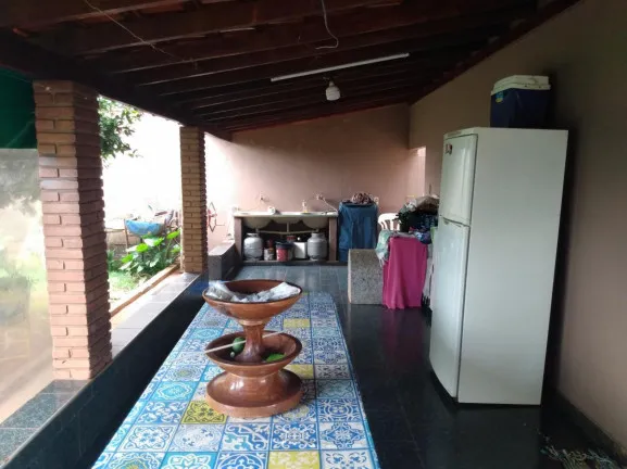 Imagem Casa com 3 Quartos à Venda, 224 m² em Centro - Ituverava
