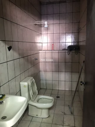Imagem Imóvel comercial com 600m2 na Av. Nossa Senhora do Sabará - Zona Sul.