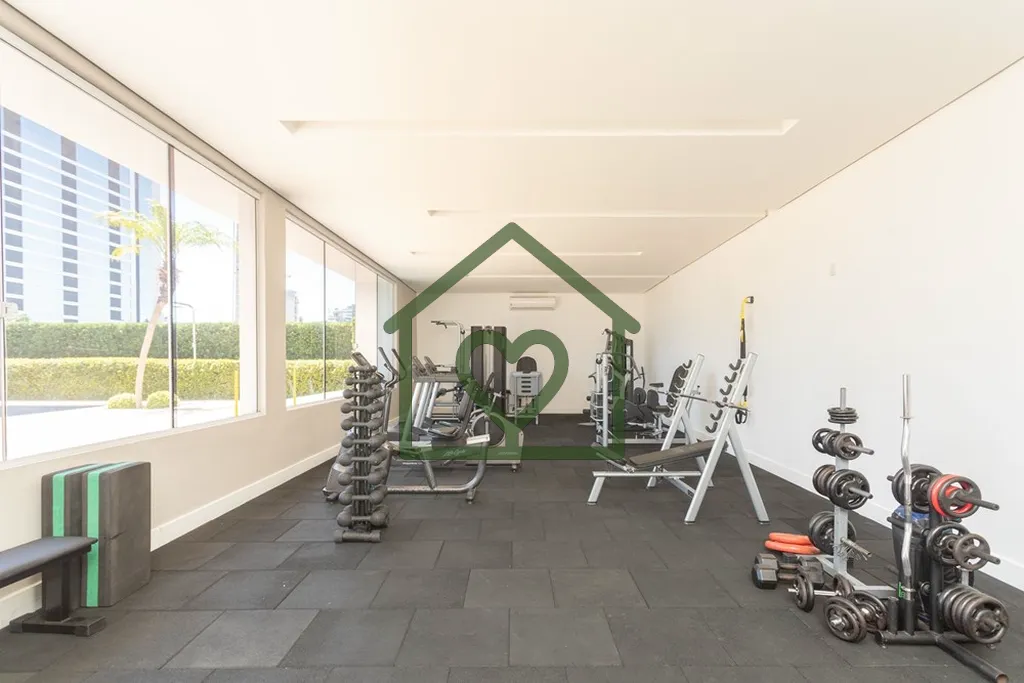Imagem Apartamento pronto para morar com móveis fixos e eletrodomésticos, composto de sala com sacada abe...