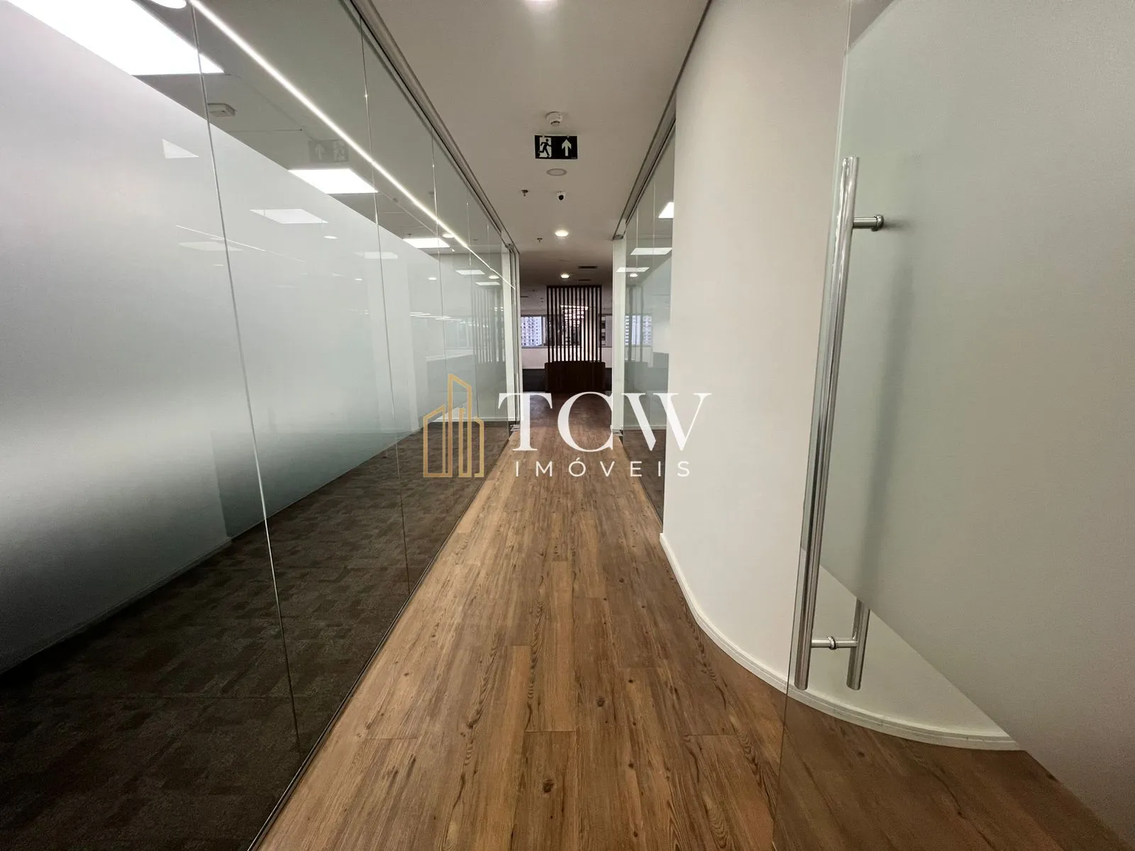 Imagem Sala comercial para alugar no bairro Jardim Europa - São Paulo/SP, Zona Sul