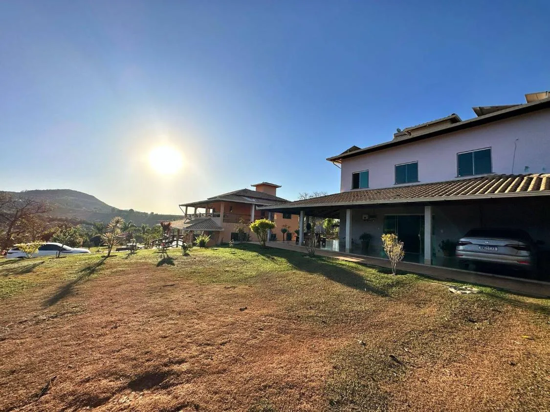 Imagem Vendo uma linda chácara em itatiaiuçu/MG , com área total de 3.400 m²,