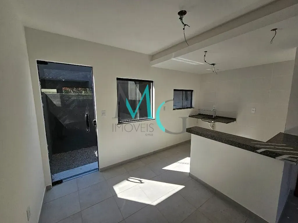 Imagem Casa com 2 dormitórios à venda, 65 m² por R$ 275.000 - Campo Grande - Rio de Janeiro/RJ
