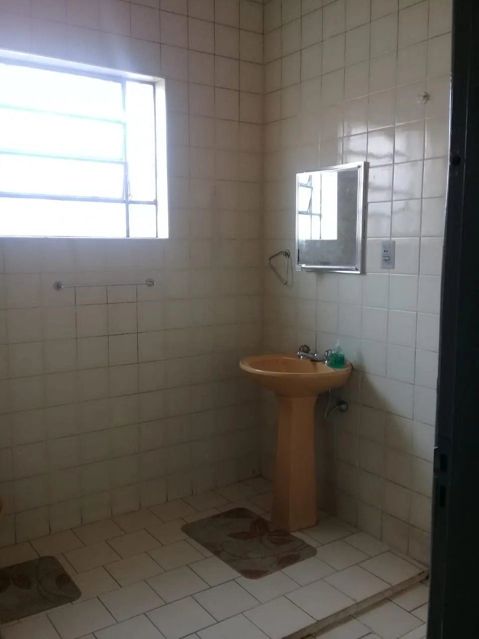 Imagem Casa à venda 3 Quartos, 4 Vagas, 250M², Quadra Coberta, Pindamonhangaba - SP