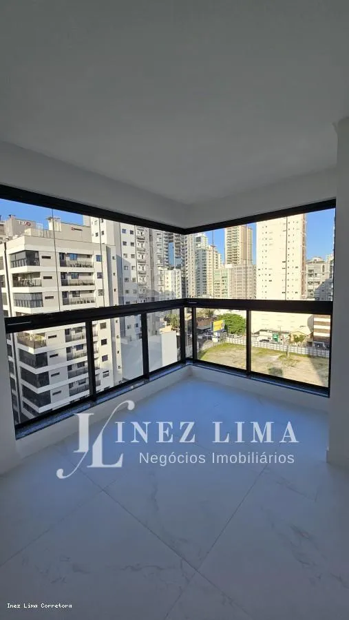 Imagem Apartamento 3 dormitórios para Venda em Itapema, Meia Praia, 3 dormitórios, 2 suítes, 3 banheiros, 2 vagas