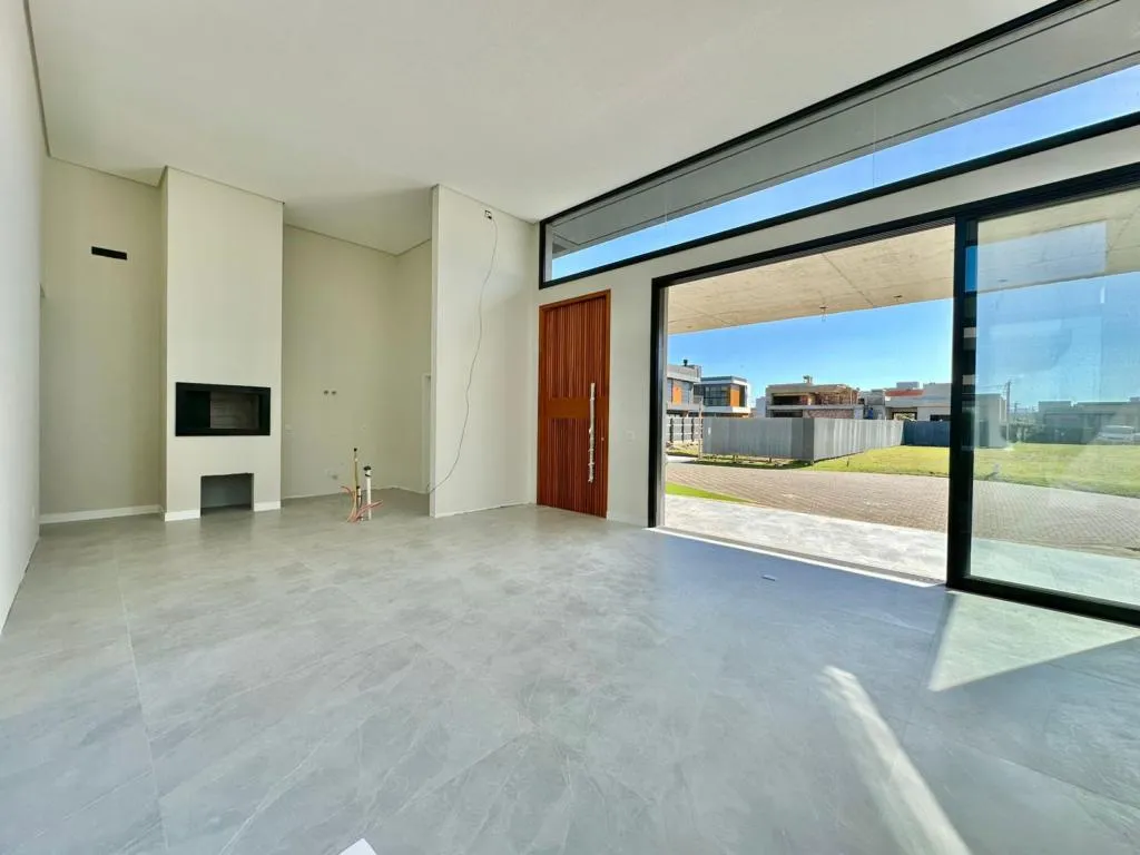 Imagem Casa em Condominio 3 Dormitórios - Bairro --