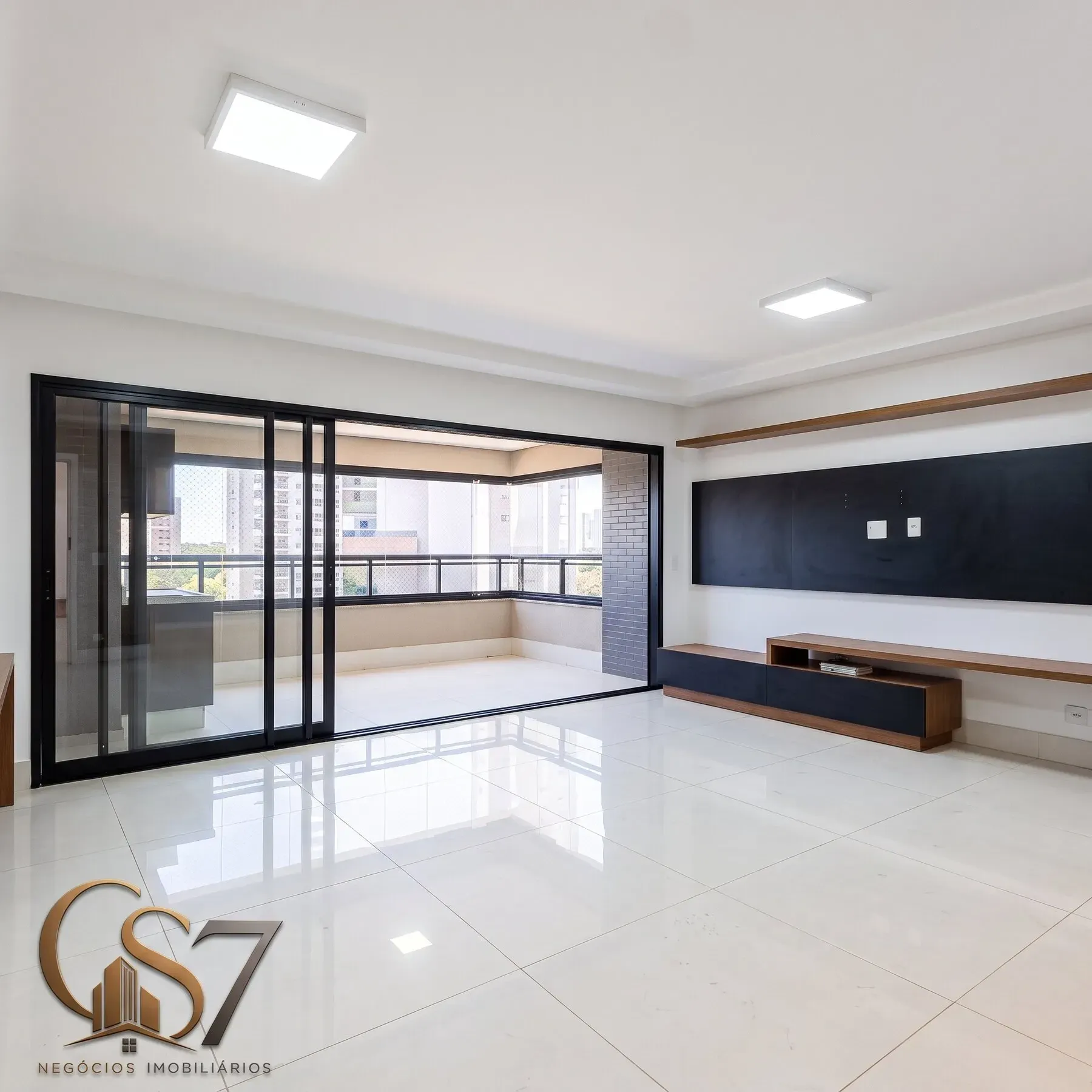 Foto do imóvel Apartamento com 3 Quartos para Alugar, 117 m² em Avenida PL 3