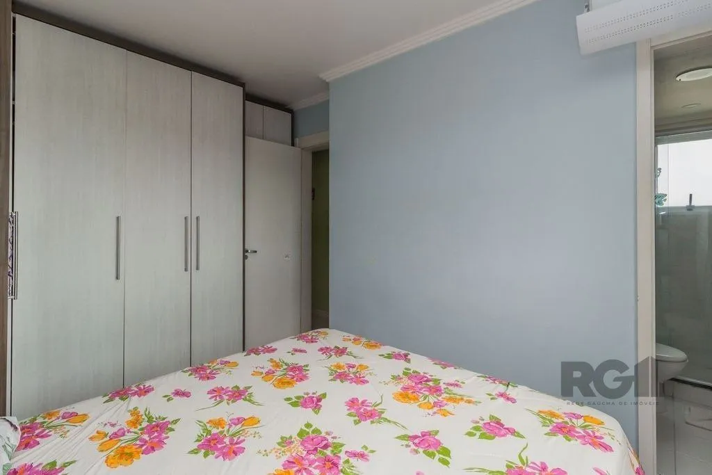 Imagem Apartamento 62m² - 3 dormitórios, 1 suíte, 1 vaga no bairro Sarandi