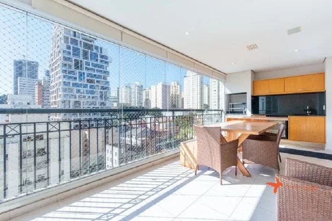 Imagem Apartamento à venda em Pinheiros, São Paulo-SP: 3 quartos, 3 suítes, 3 salas, 5 banheiros, 3 vagas, 150m. Próximo ao Hospital das Clinicas!