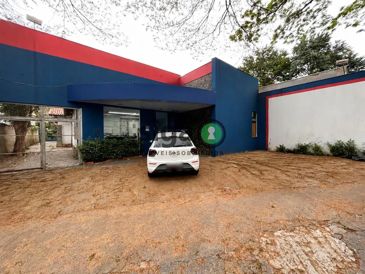 Foto do imóvel Casa comercial de 284m² 17 salas e vagas - Chacara Santo Antonio