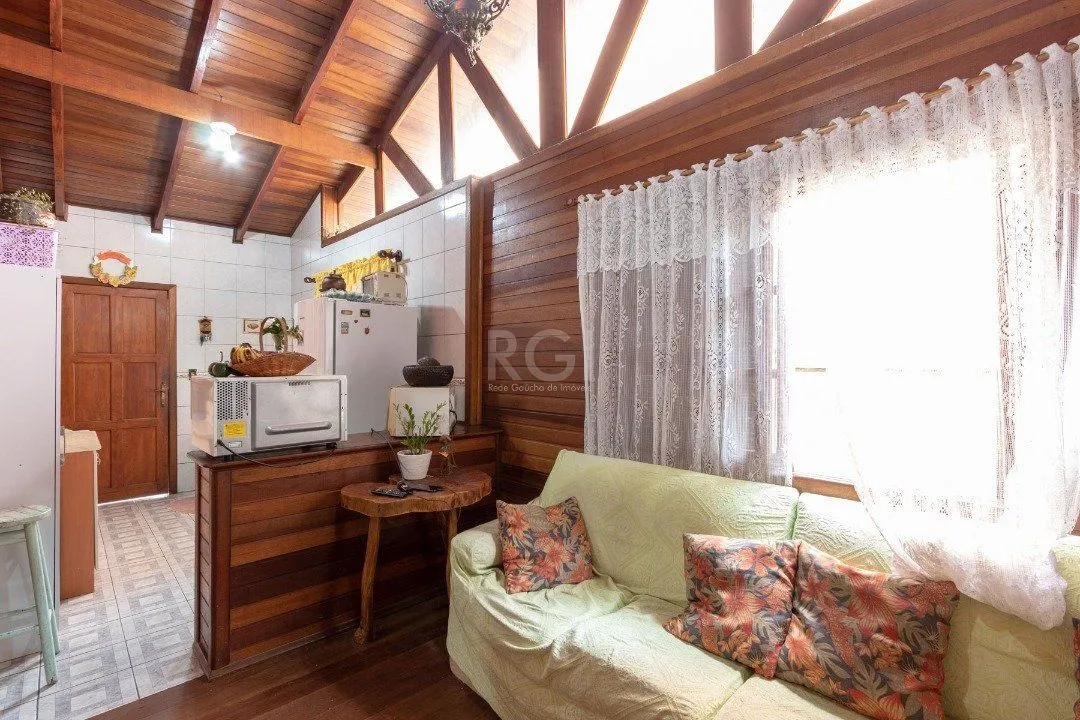 Imagem Casa para Venda - 54m², 2 dormitórios, 4 vagas - Cristal