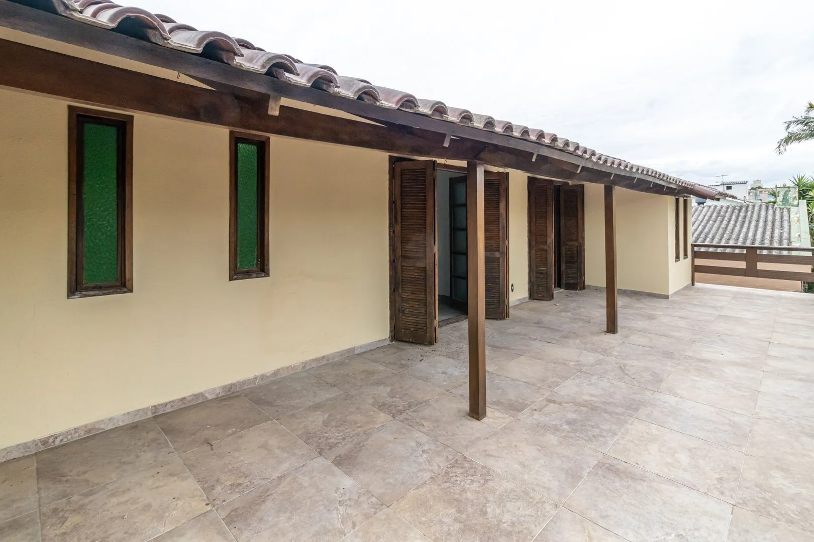 Imagem Casa no bairro Sarandi com 4 dormitórios e 4 vagas