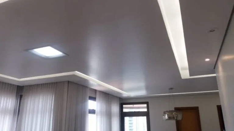 Imagem Apartamento com sala para 02 ambientes.
