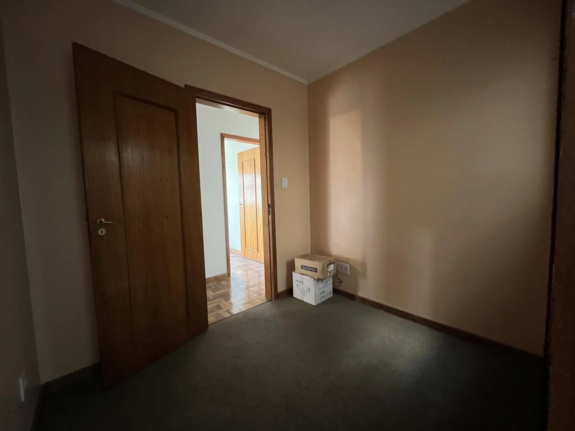 Imagem Apartamento de 2 quartos, opção 3º quarto ou gabinete e 1 vaga de garagem