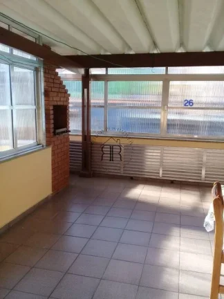 Imagem Sobrado com dois dormitórios sendo um suíte, área gourmet, sala e cozinha grandes, móveis planej...