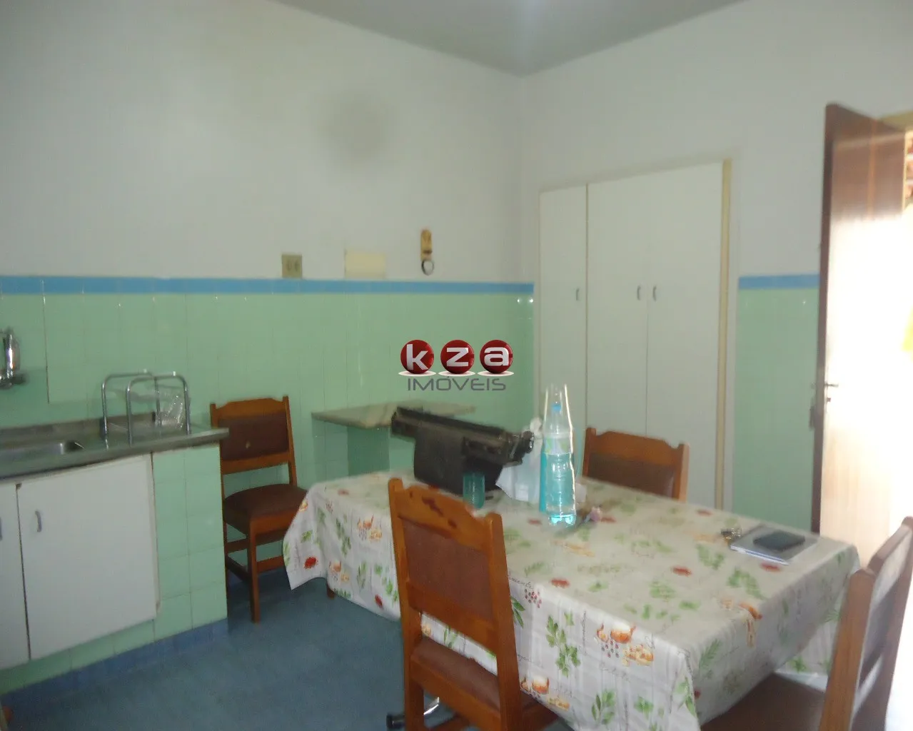 Imagem Casa de 3 quartos na Vila Angeli, Valinhos-SP: 159m², 2 banheiros. Agende sua visita!