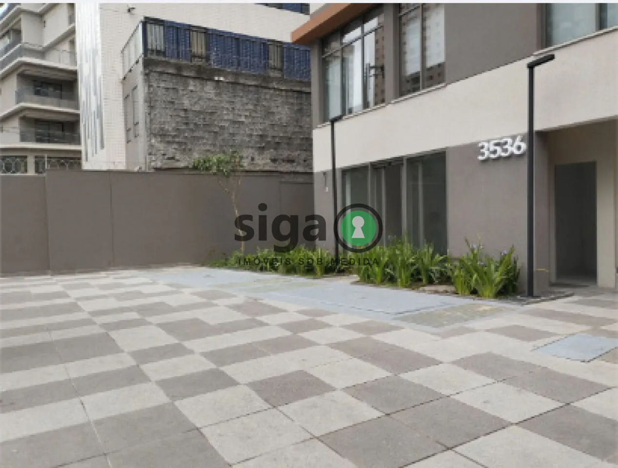 Imagem Sala Comercial com 700m² na avenida Santo Amaro