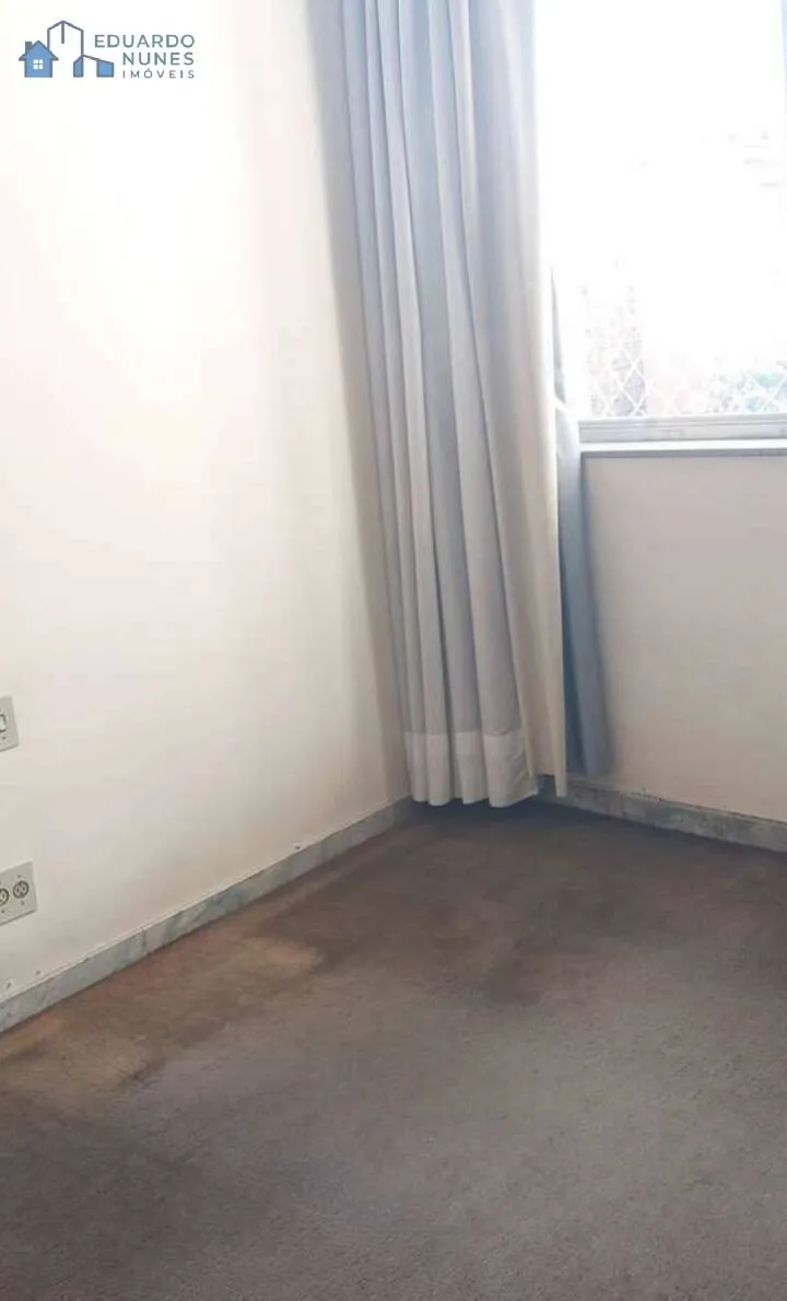 Imagem APARTAMENTO DE 4 QUARTOS COM VAGA NO CENTRO.