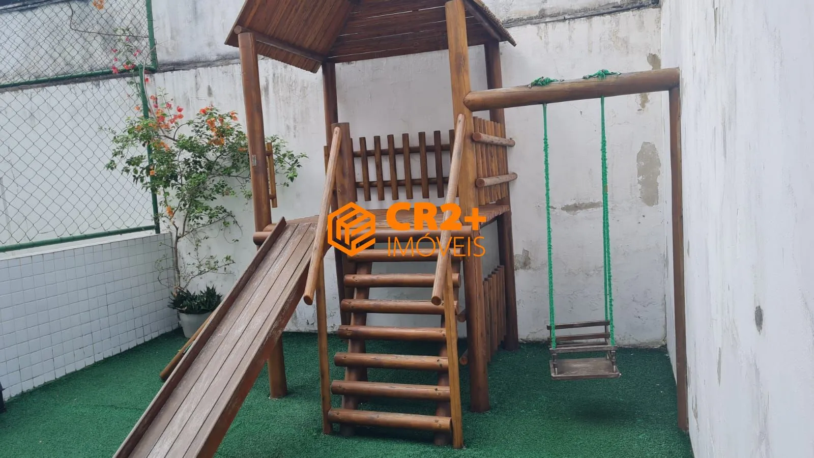 Imagem Vendo apartamento 03 quartos, 01 suíte, 02 vagas de garagem em Boa Viagem.