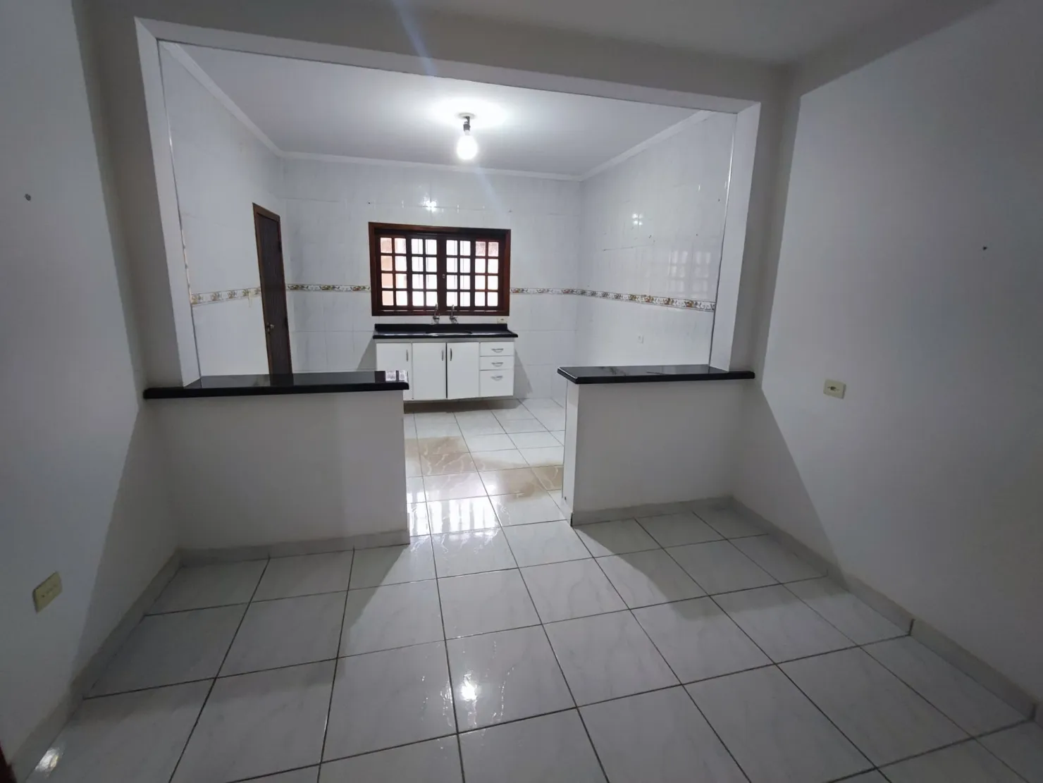 Imagem Casa à venda 3 Quartos, 1 Suite, 2 Vagas, 250M², Bela Vista, Pindamonhangaba - SP