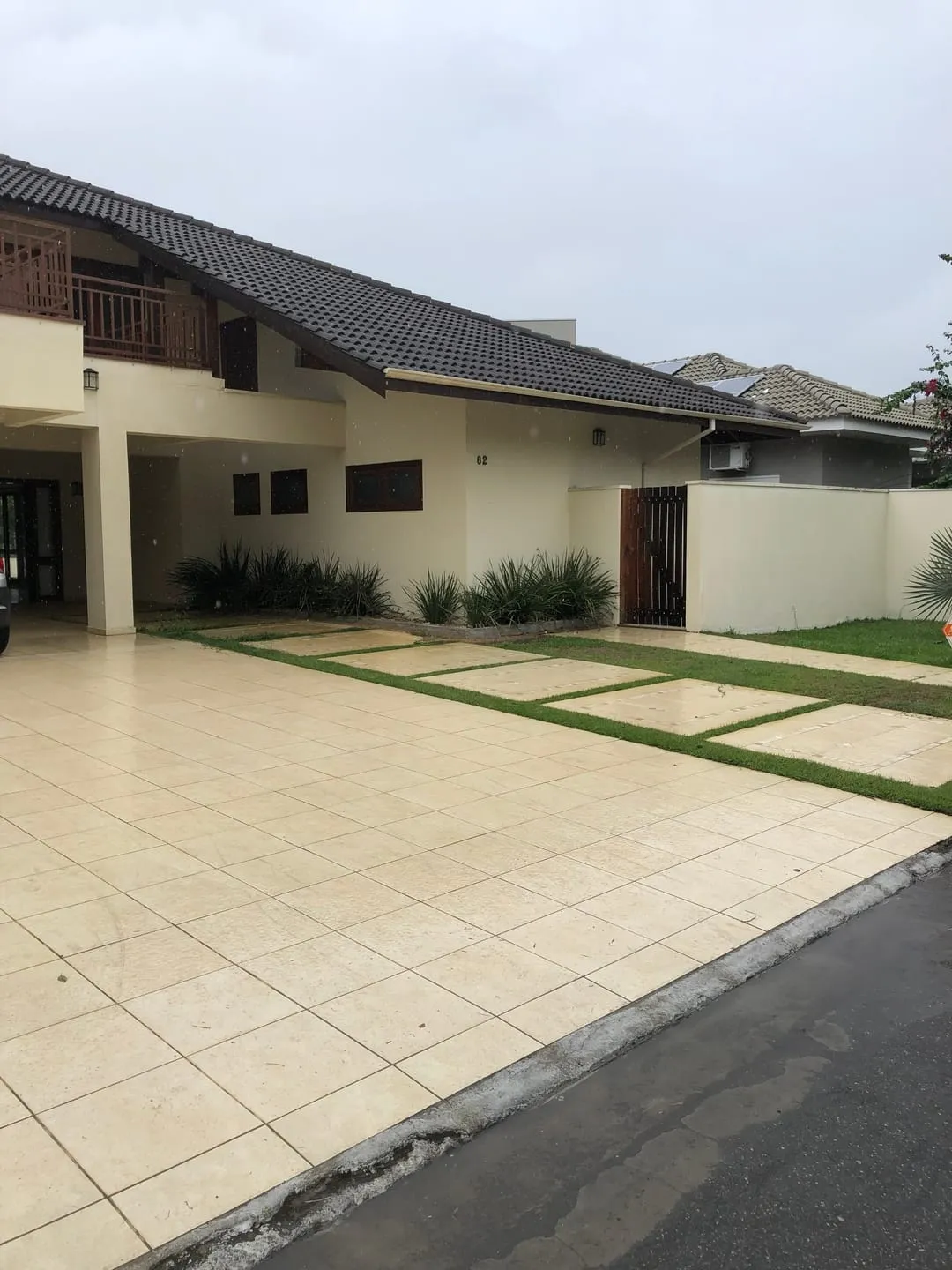 Imagem Casa à venda 3 Quartos, 3 Suites, 4 Vagas, 700M², Nossa Senhora do Perpétuo Socorro, Pindamonhangaba - SP