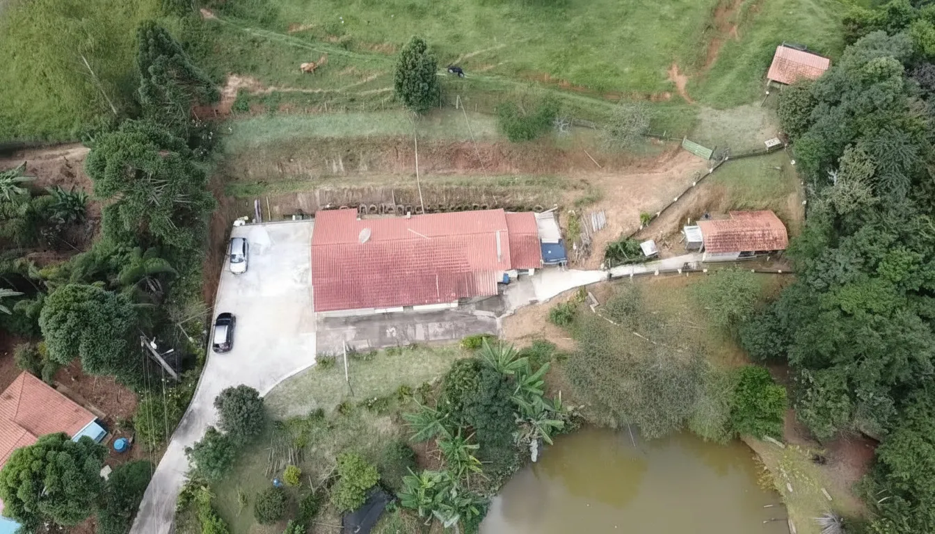 Imagem Sítio 4,17 ha à venda em Santana de Caldas, Caldas