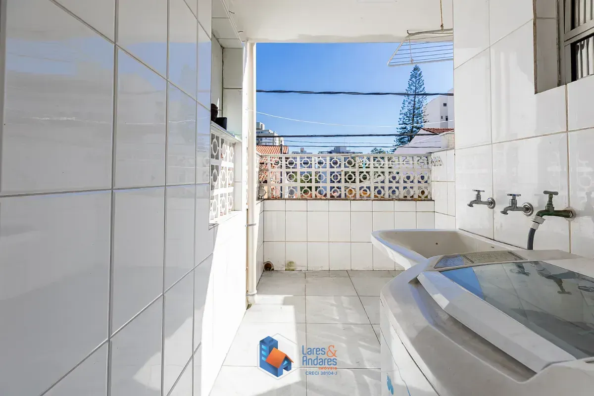 Imagem Casa para venda em Mirandópolis com 3 quartos, 212m²