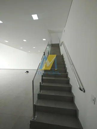 Imagem Salão Comercial para Locação | 220m² | Excelente Visibilidade e Estrutura