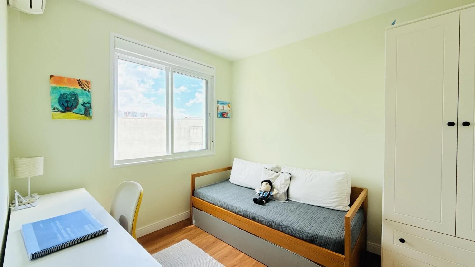 Imagem Excelente apartamento a venda com 2 dormitórios no bairro Passo d areia.