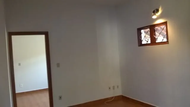 Imagem Casa à venda 3 Quartos, 1 Suite, 2 Vagas, 300M², Chácara Galega, Pindamonhangaba - SP