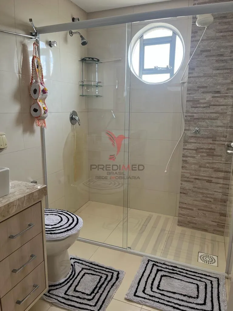 Imagem Apartamento mobiliado, a apenas 100 metros do mar no centro de Balneário Piçarras